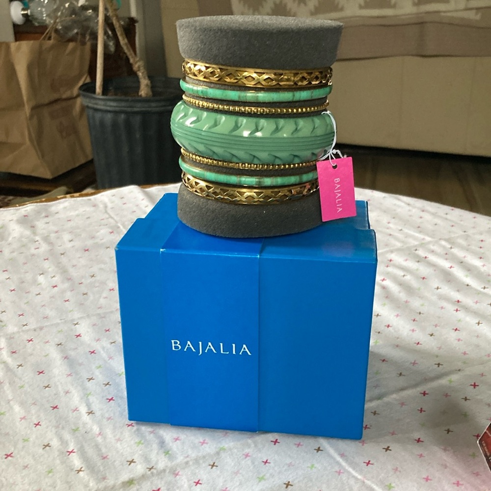 Bajalia Gold and Green Bangle Set